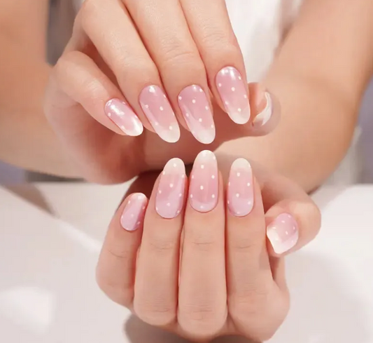 Polka Pearl 🤍 | Uñas de gel